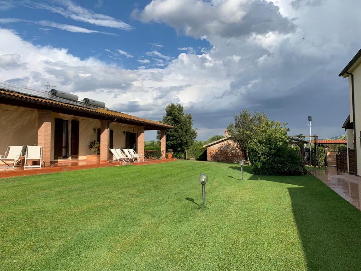 Agriturismo Beveraggio Appartamenti Marina di Grosseto Luaran gambar